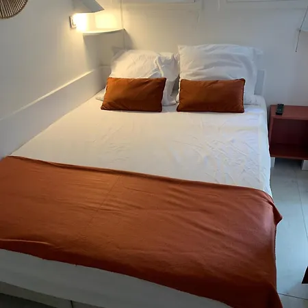 Parcs Aquatiques Inclus ,Appartement Premium , Rez De Jardin Cloture Agay Saint Raphael Apartment Saint-Raphael (Var)