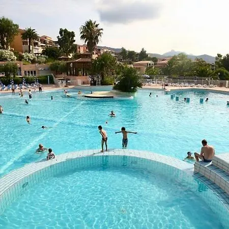 Apartment Parcs Aquatiques Inclus ,Appartement Premium , Rez De Jardin Cloture Agay Saint Raphael *